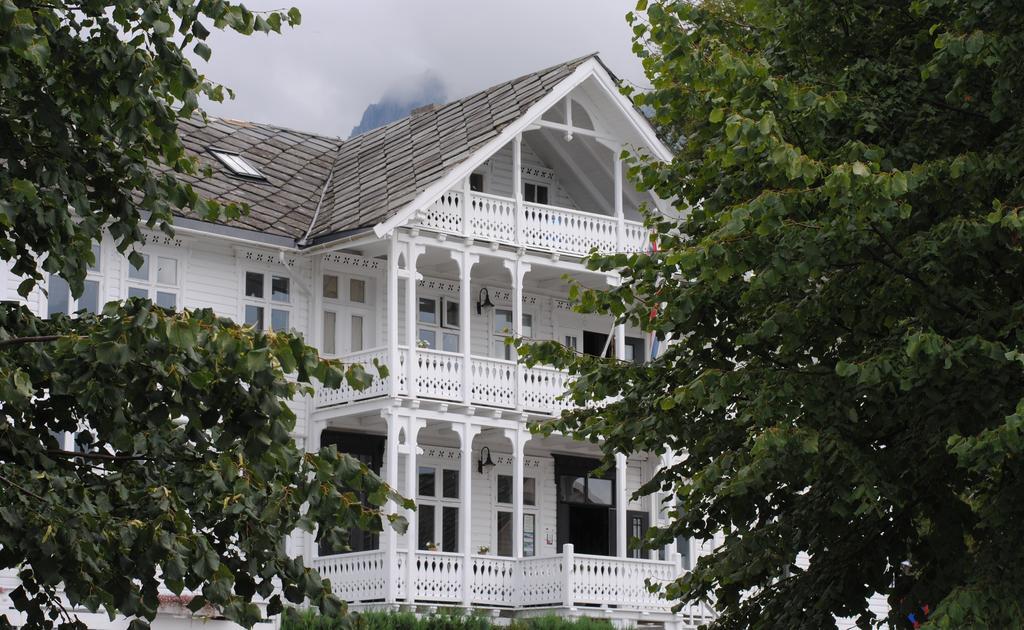 Rosendal Turisthotell Exterior photo